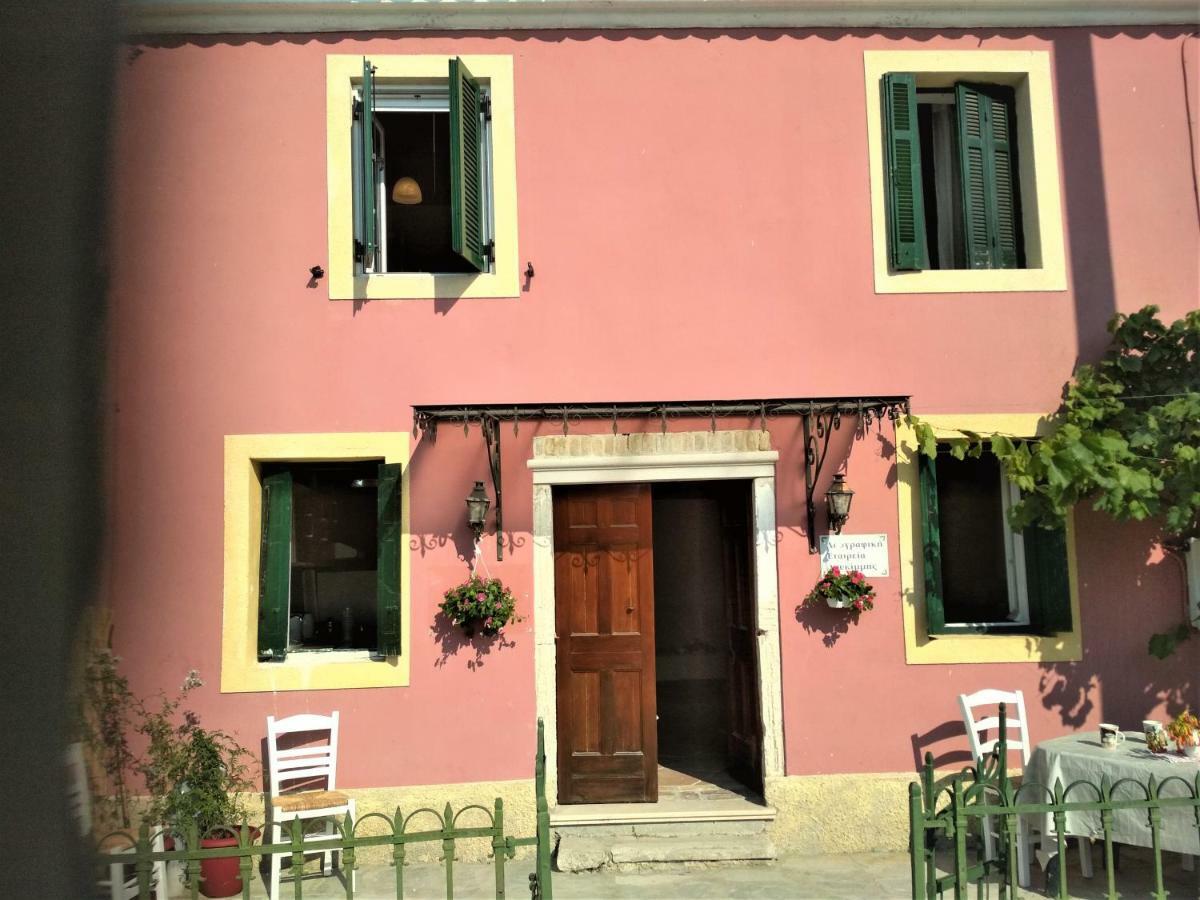 River House Maria Lefkimmi  Zewnętrze zdjęcie