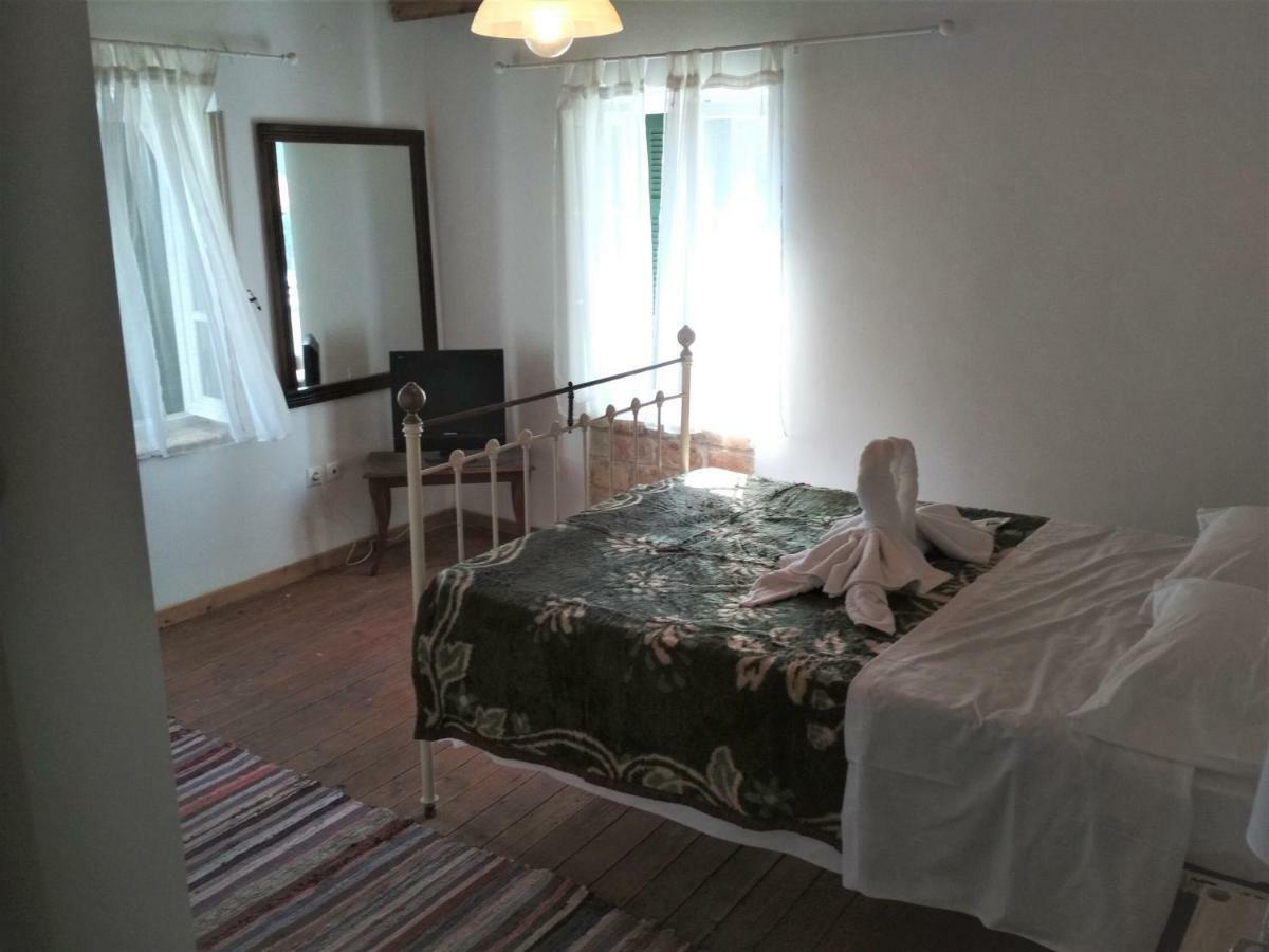 River House Maria Lefkimmi  Zewnętrze zdjęcie